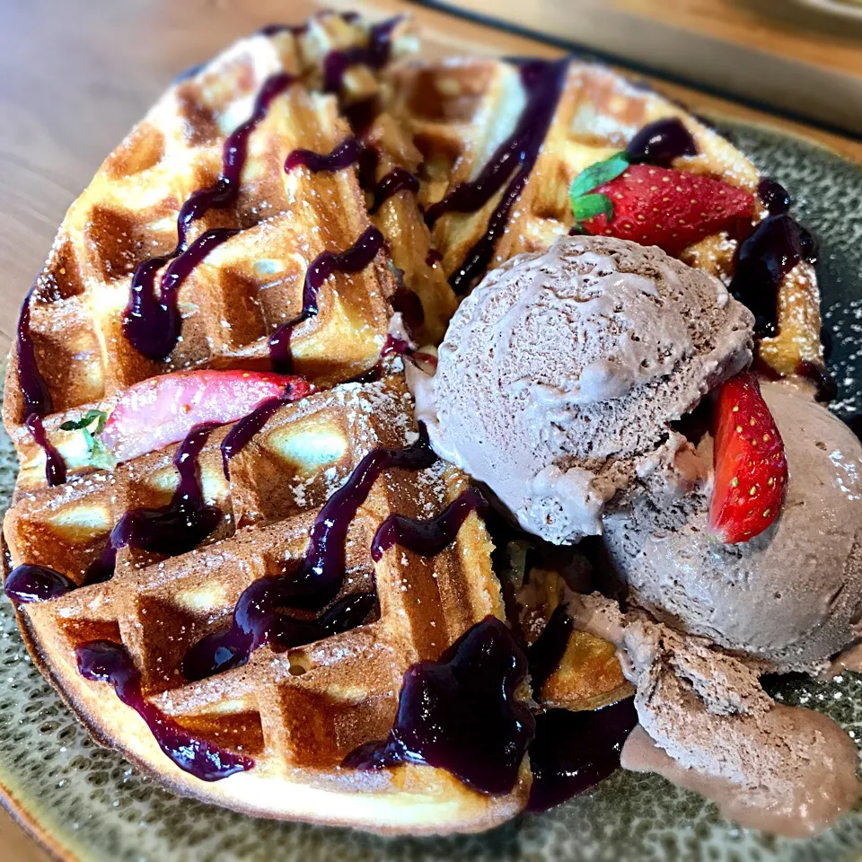 Peanut Butter and Jelly Waffle|Jeremy Khooさん