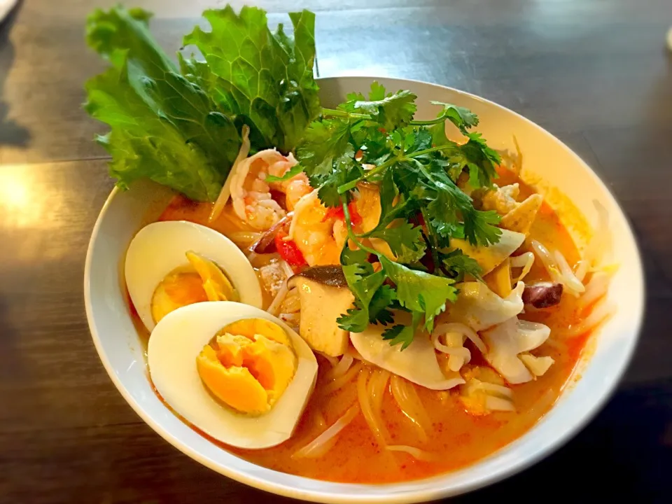 トムヤムらめんBy:Little Bangkkok "ก๋วยเตี๋ยวต้มยำจ้า"😋🌶🦐🍜|Porr Ishidaさん