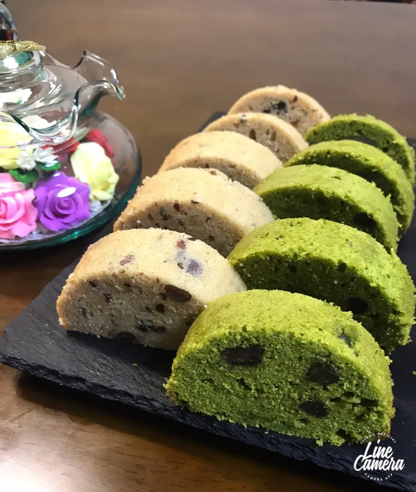 母の日♪和ケーキ 🍵 #抹茶と小豆米粉ケーキ#母の日仕様💐|とんちんさん