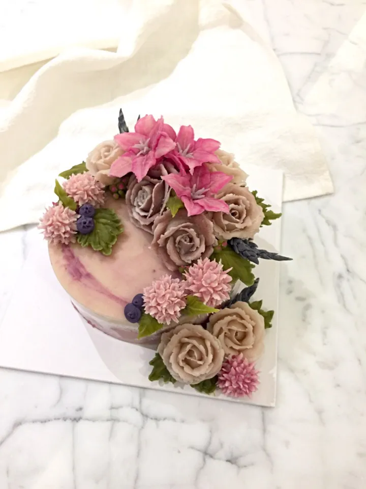 Bean paste floral cake|Fat Bunny Kingさん