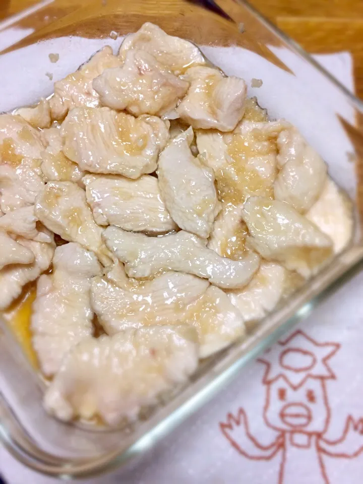 Snapdishの料理写真:翡翠鶏×混ぜるだけの新玉ねぎダレ
#常備菜  #保存食|morimi32さん