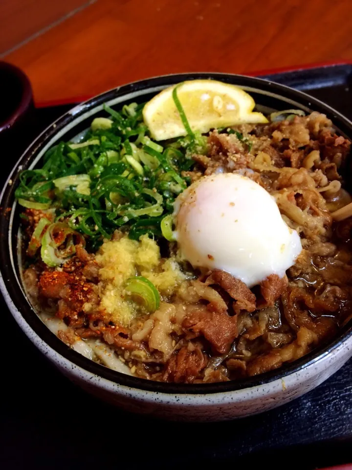 Snapdishの料理写真:温玉肉ぶっかけ♡讃岐うどん|MAPITEEさん