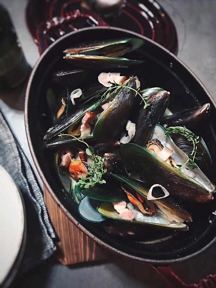 Snapdishの料理写真:Mussels with cider and bacon|rick chanさん