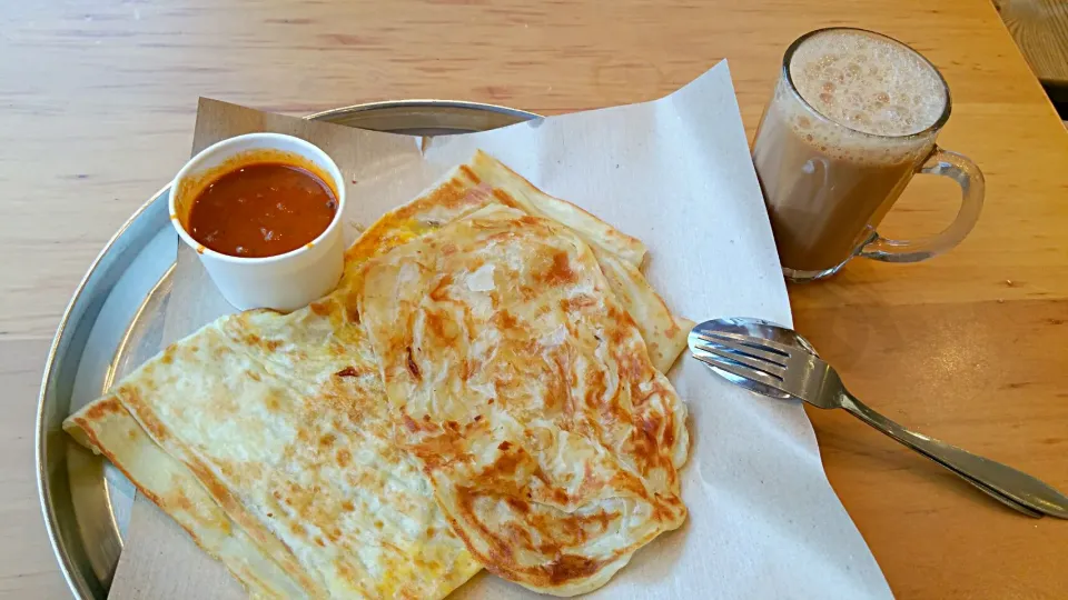 Roti Prata  1 plain + 1 egg + teh tarik 😍😋|🌷lynnlicious🌷さん