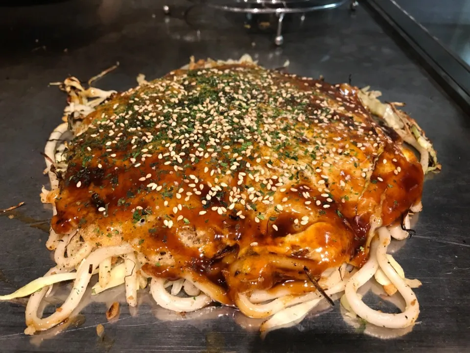 Snapdishの料理写真:勝ちゃん うどん肉玉|ddr3rdmixさん