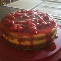 Snapdishの料理写真:New York style Cheesecake with Strawberry sauce|Kiraさん