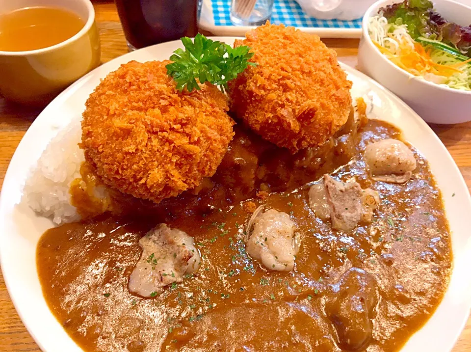 梅しん牛すじコロッケカレー
黒毛和牛ホルモントッピング|Masahiko Satohさん