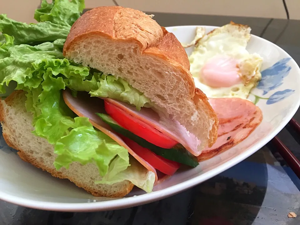 残り野菜とバゲットでブランチ|やさこさん