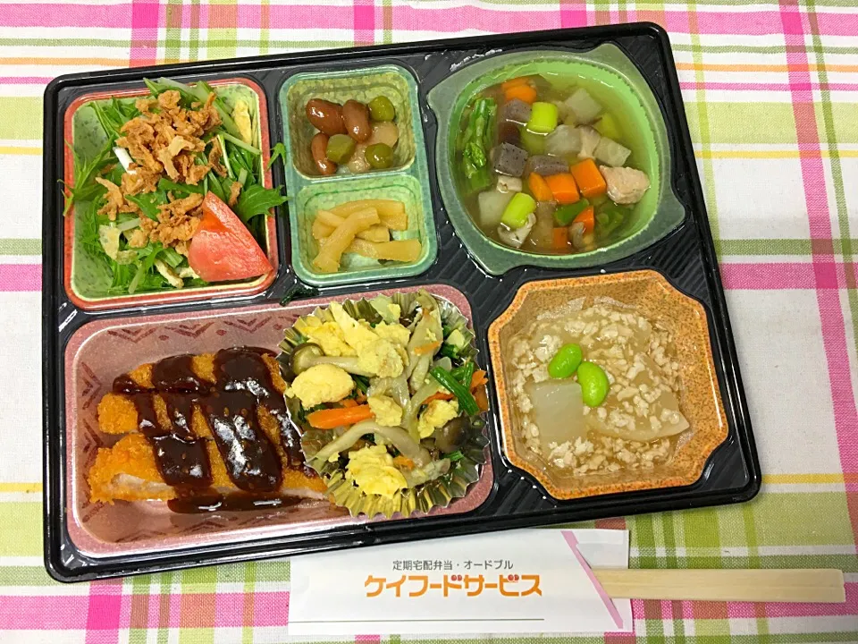 味噌カツ 日替わり弁当 豊川市宅配|Naokazu Kuritaさん