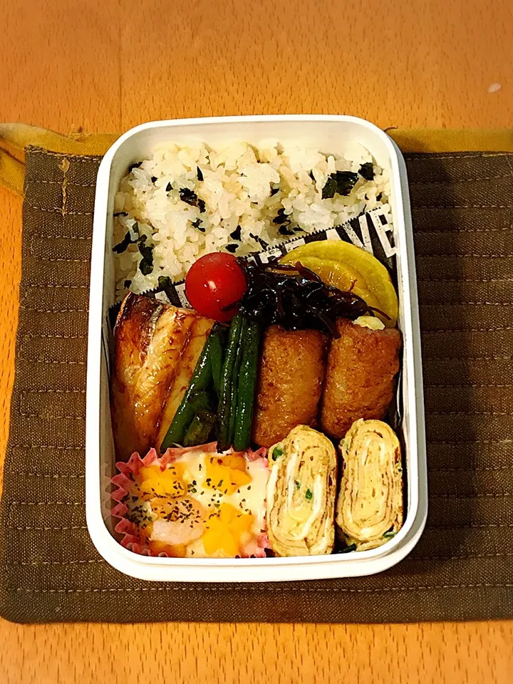 わかめごはん弁当🍱
#お弁当 #中学生男子弁当 #弁当|ちっくんさん