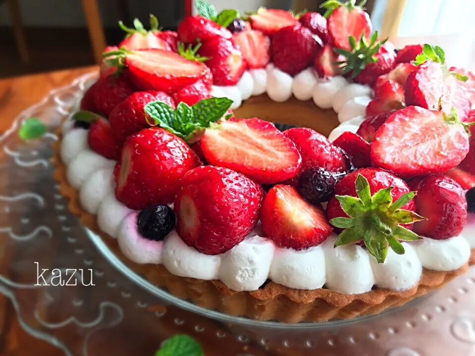 横からのショット❤️リースタルト❤️🍓|kazu★さん