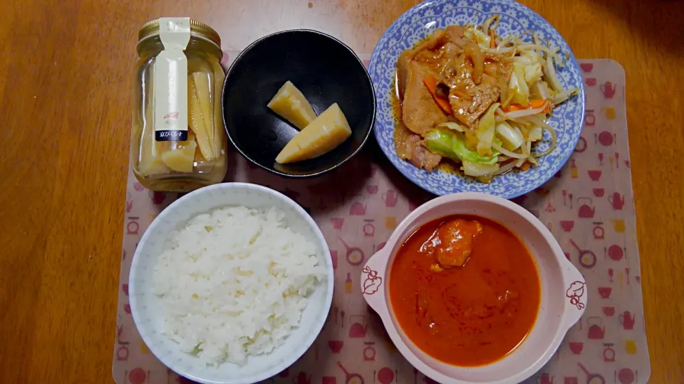 ５月７日　豚と野菜の生姜炒め　チキンカレー　たけのこピクルス|いもこ。さん