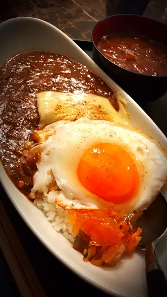 娘のお夜食🍛🍴 クミンたっぷりアジアンティスト激辛カレー🌷。食べて痩せる💪🏼|💍ごはん🍚さん