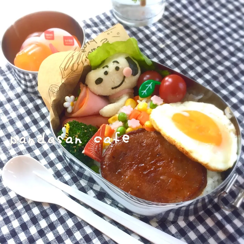 Snapdishの料理写真:JK娘のお弁当★スヌーピー×#おひるごはん ロコモコ弁当♪#キャラ弁 #ロコモコ弁当|あおぱんださん