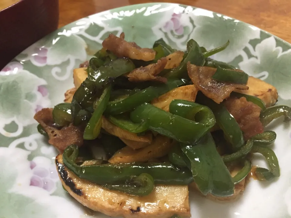 食べ応えのある青椒肉絲|さんだーさん