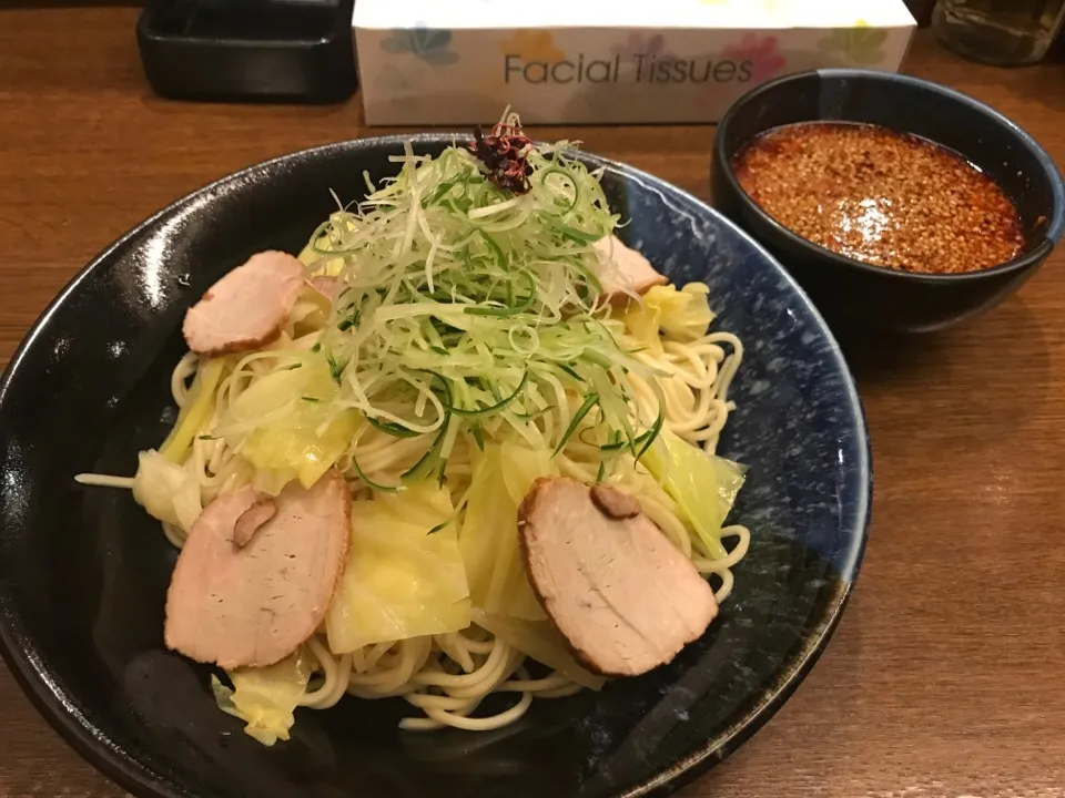 Snapdishの料理写真:ゆうき亭 広島風つけ麺 辛さ5倍|ddr3rdmixさん