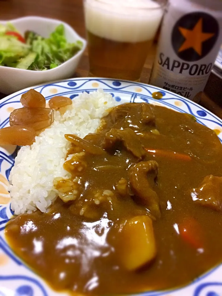 今日はうちカレー
牛すじたっぷりカレー|Hiro Yanさん