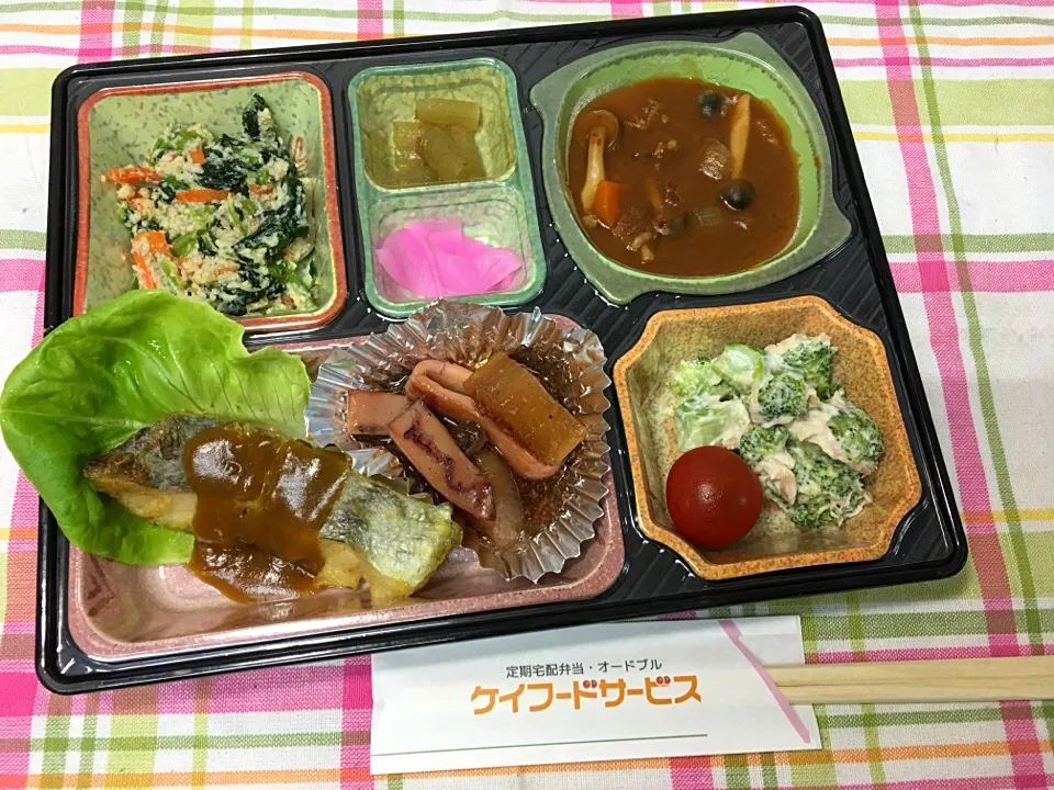 白身魚のカレームニエル 日替わり弁当 豊川市宅配|Naokazu Kuritaさん