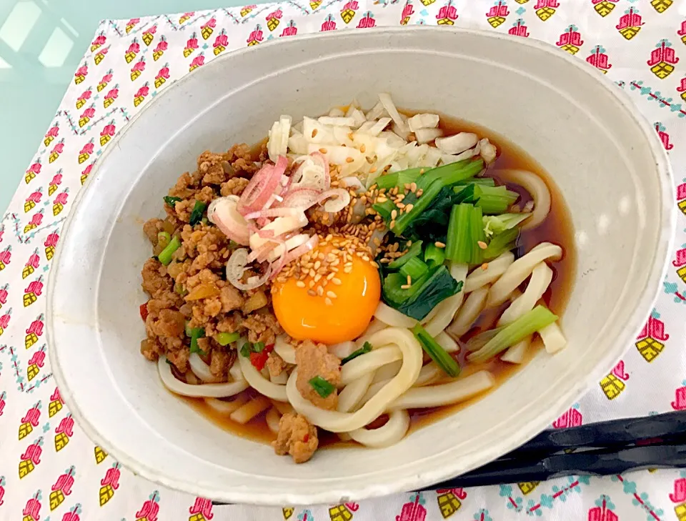 今日のお昼は
肉味噌うどん😋
#うどん|しーちゃんさん