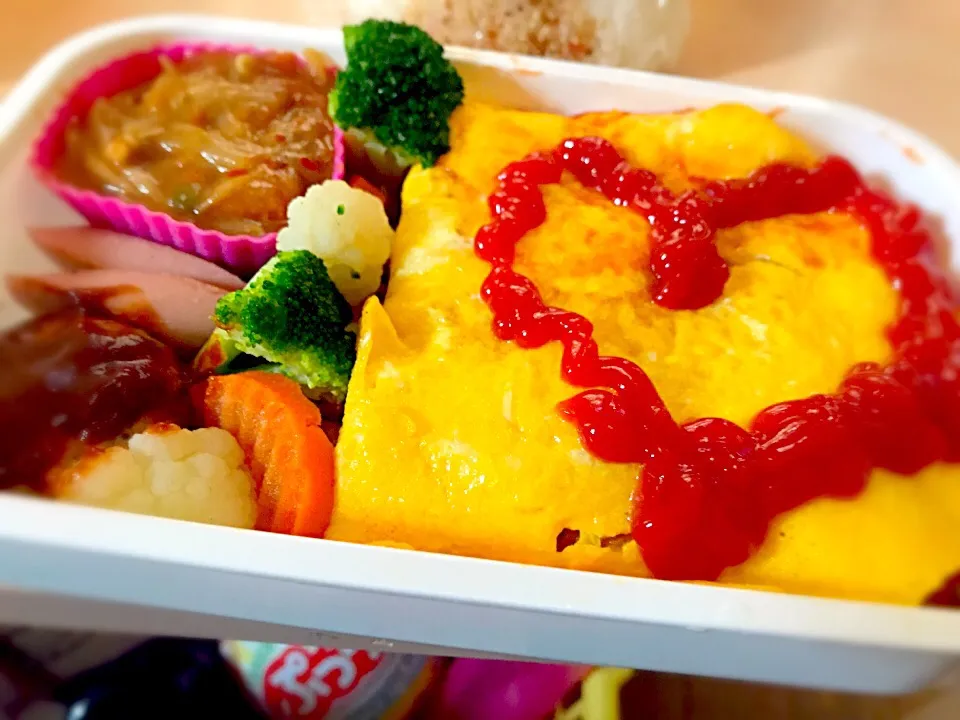 Snapdishの料理写真:早起き苦手でもぱぱっと出来ちゃうパパ弁当💓
 #ハートが下手#愛情弁当 #味はｸﾞｰ|🐷DORAMI🐷さん