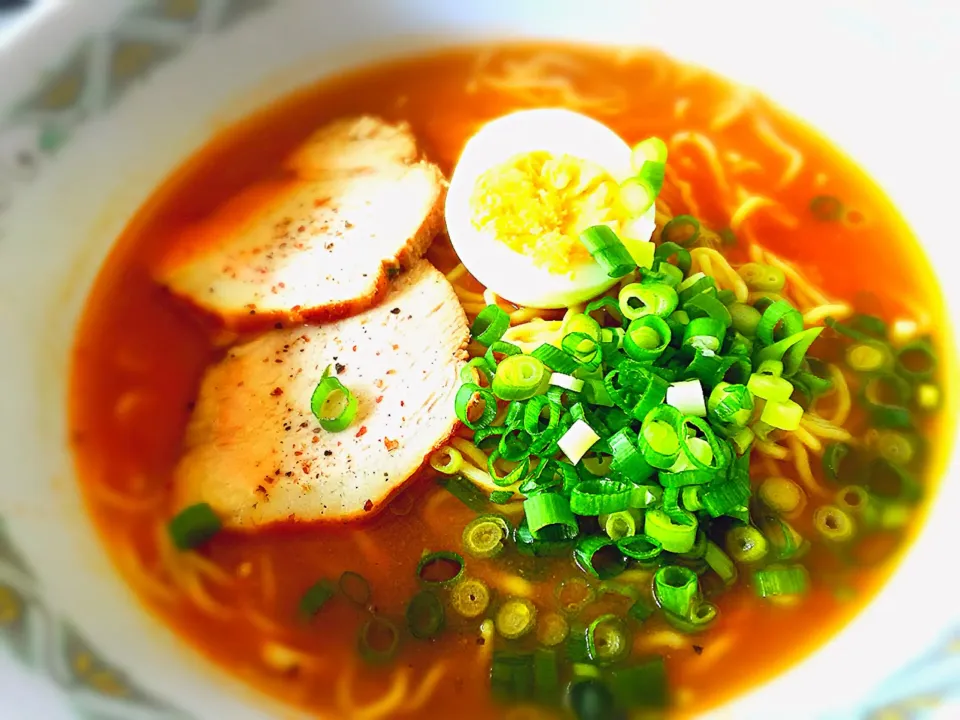 チャーシュー麺 🍜 (๑˃̵ᴗ˂̵)و|bamazooさん