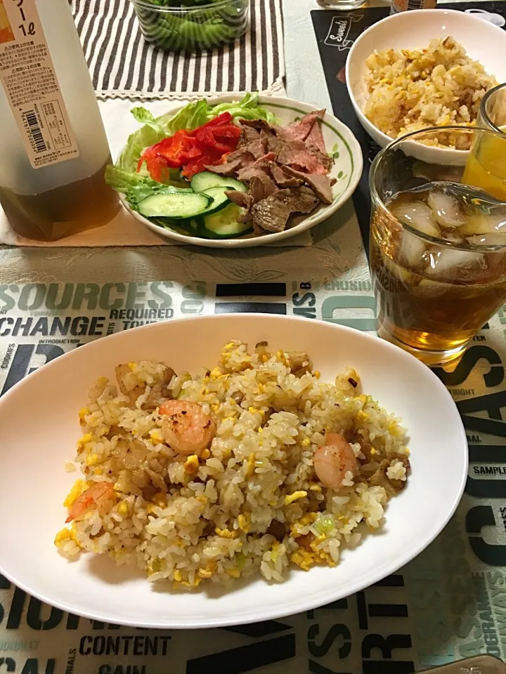 Snapdishの料理写真:娘ちゃんが作ってくれたシーフード炒飯ヾ(´︶`♡)ﾉ美味しかったよ！ありがとう(๑•ᴗ•๑)|ライムさん