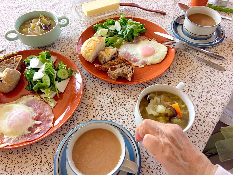 母が泊まりにきたので一緒に朝ご飯^_^|Atsukoさん