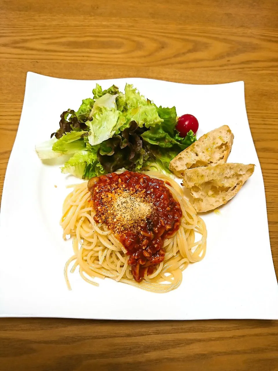 『ダイズラボ大豆のお肉でミートソースlunch koichiさんのチャバタと一緒に』|seri-chanさん