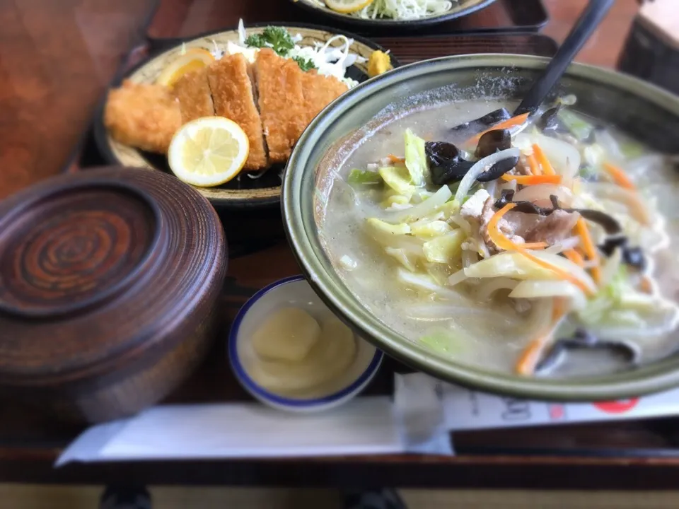 タンメンとかつ定食|佐藤さん