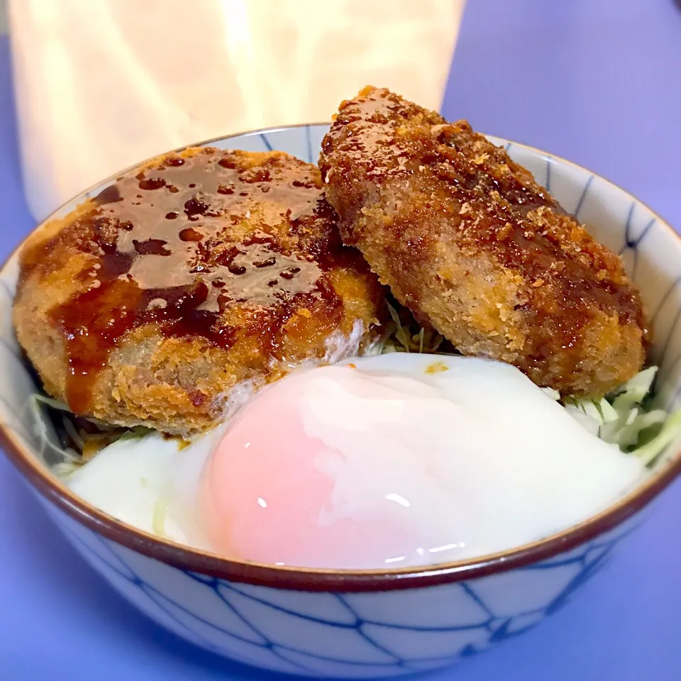 ミンチカツでソースかつ丼|Hiroya Fujiiさん