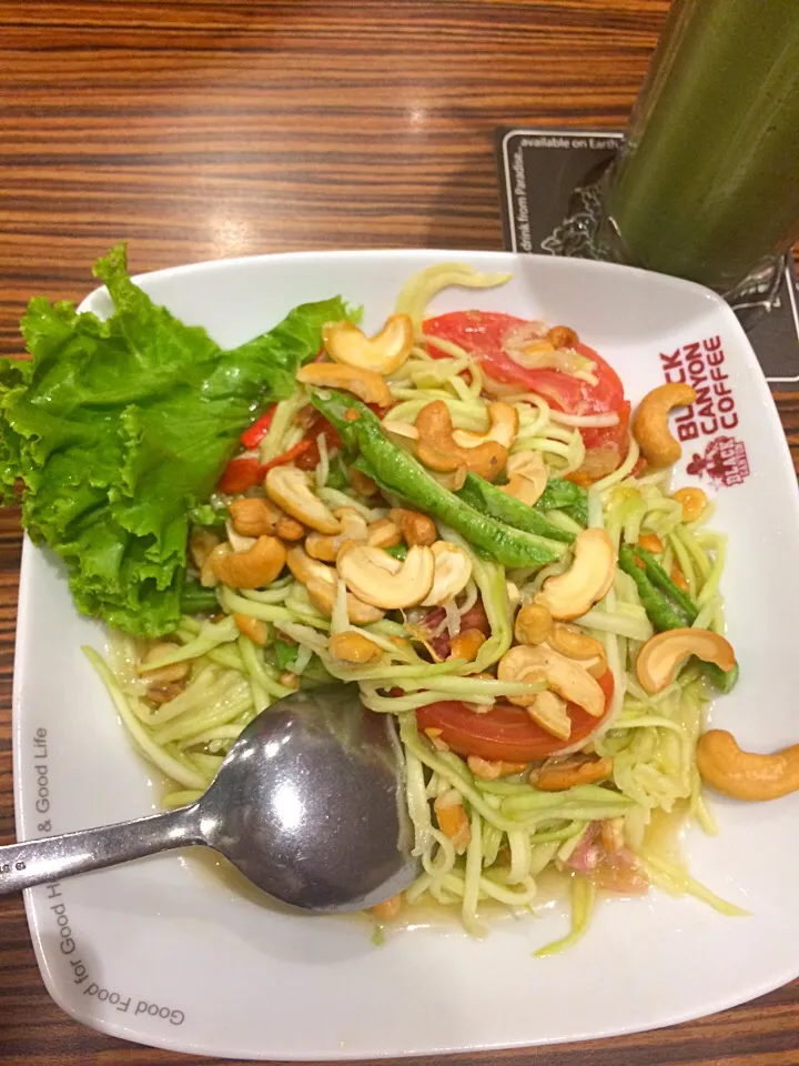 mango salad|myra morsedさん