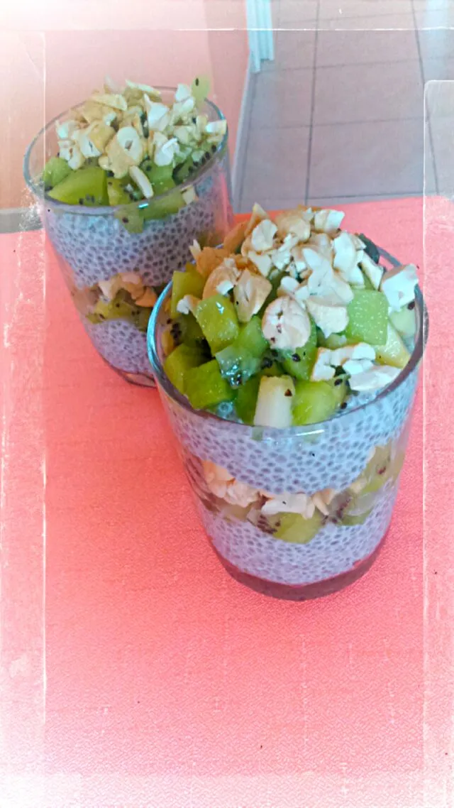 Chia puding s kiwi a kešu|Teryさん