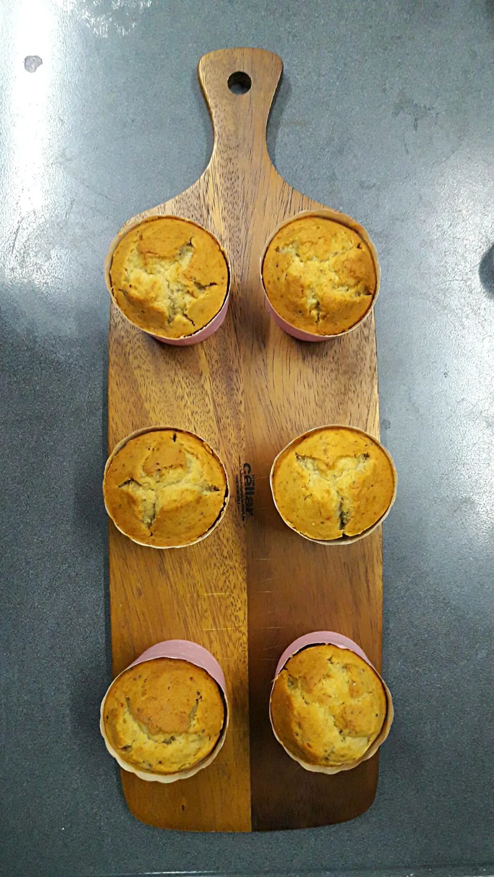 Chia Seed Banana Cup Cake|Jeab Lertさん