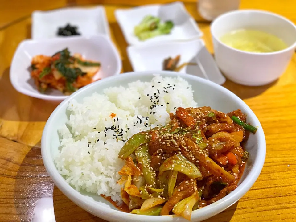 サムギョプサル丼|マハロ菊池さん