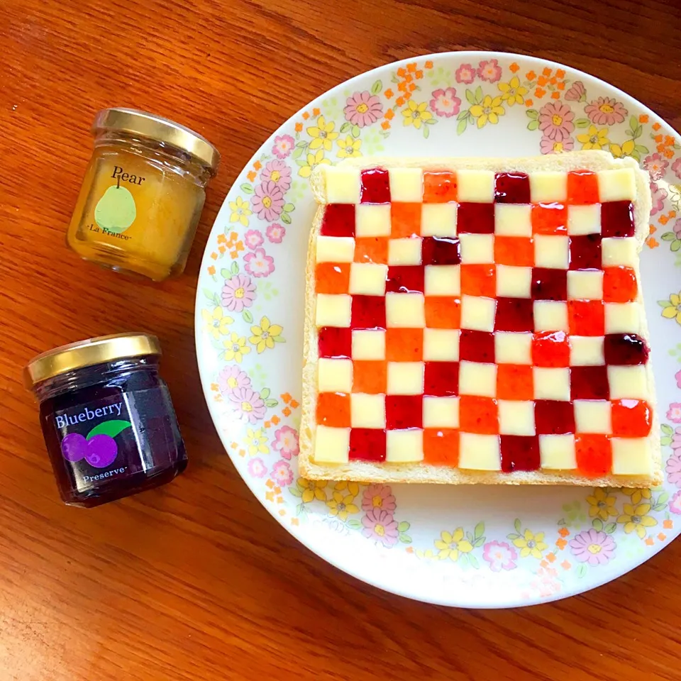 Snapdishの料理写真:はじめてのチェックトースト🥐🎀✨|nacchan♪さん