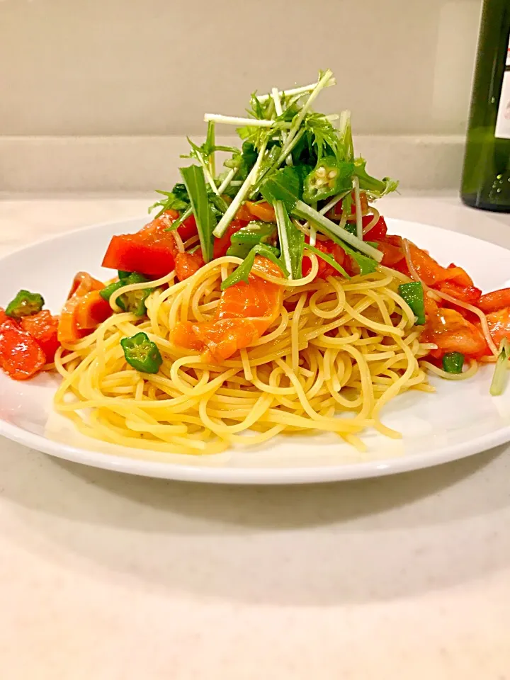 簡単まぜるだけ! サーモンとトマトの冷たいパスタ|yu-coさん