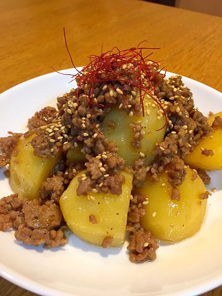 ひき肉と新じゃがの甘辛炒め|まつださんさん