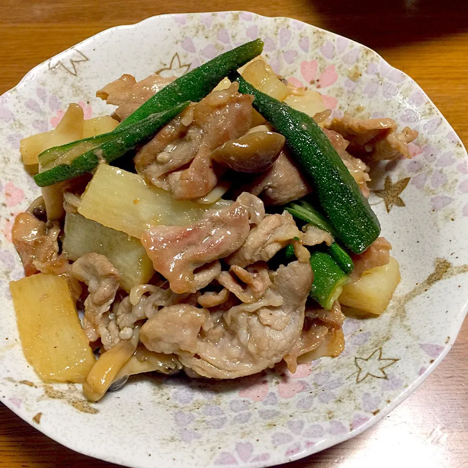 豚肉と山芋の醤油炒め|もこうさぎさん