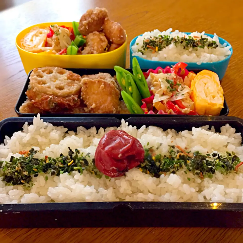 今日のお弁当♡鷄の唐揚げ＊蓮根のはさみ揚げ＊パプリカとツナのマリネ＊玉子焼き＊スナップえんどう|♡I u♡さん