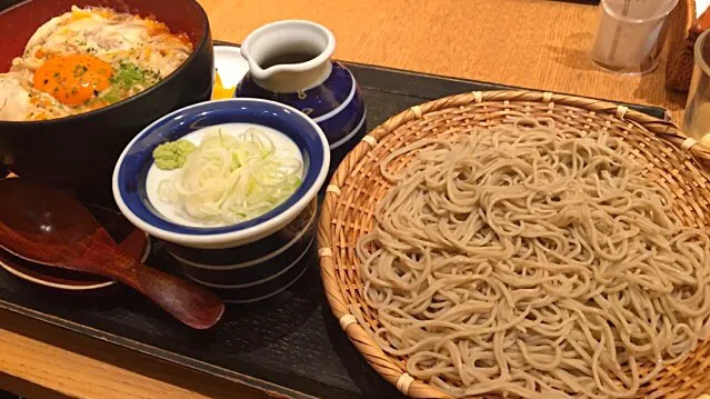 最近、昼餉は油ものを控えてるから蕎麦比率が高いですわ🍀でも痩せぬが💦|にゃあ（芸名）さん