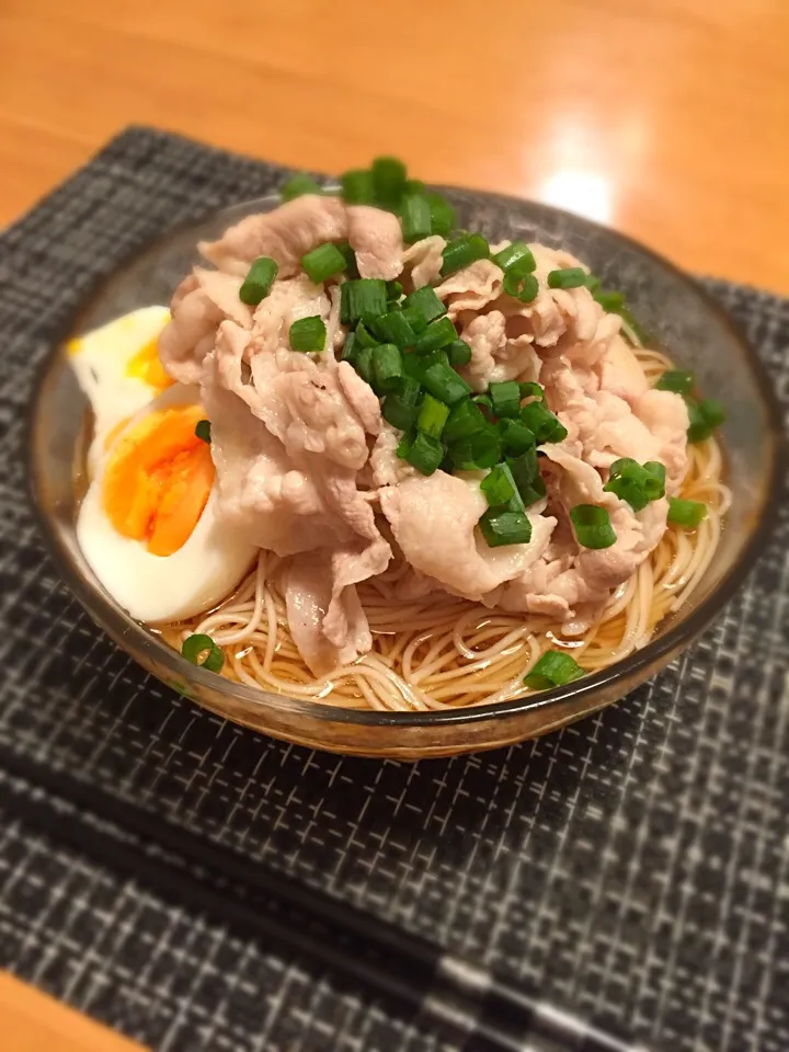 Snapdishの料理写真:豚しゃぶおろしそうめん|たんたん🖤さん