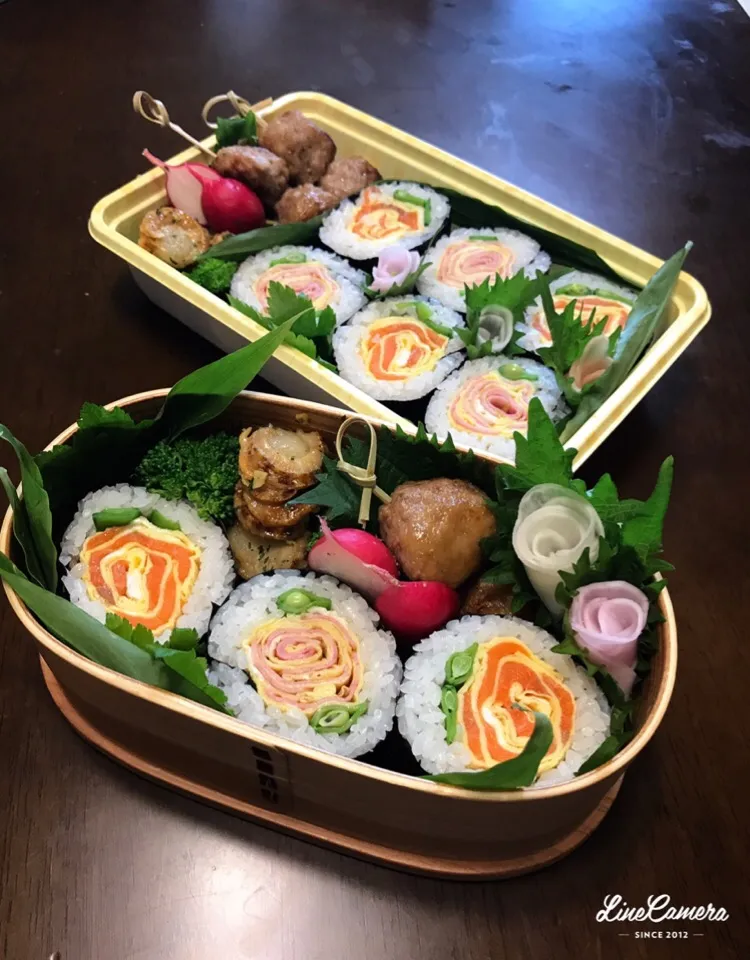 今日の2人お弁当🍱♪ #サーモン＆ビアハムと卵のお花の巻き寿司 ( レシピ ) - お砂糖味醂なし生活！ほっこりおうちごはん - Yahoo!ブログ|とんちんさん