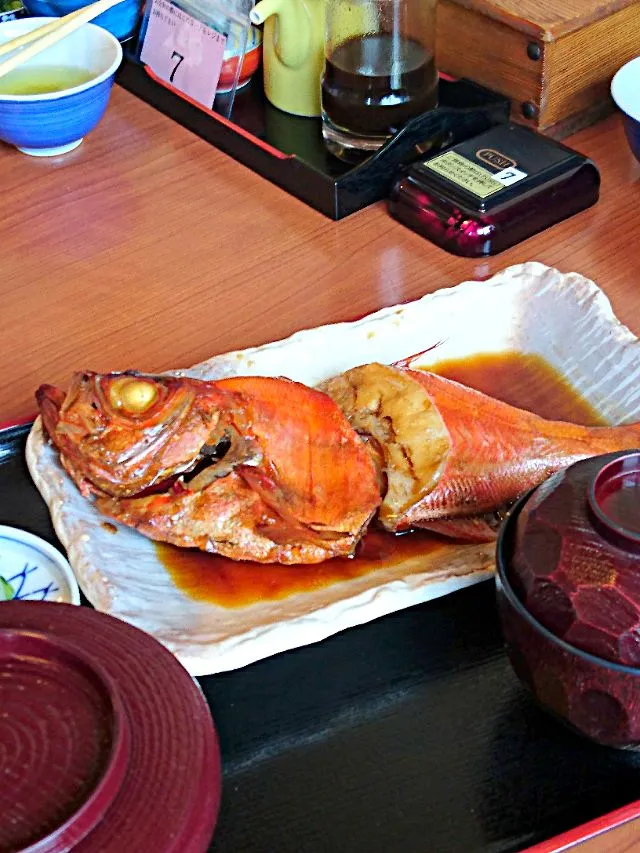 鴨川・お食事処池田のきんめの煮付け定食|すーさん