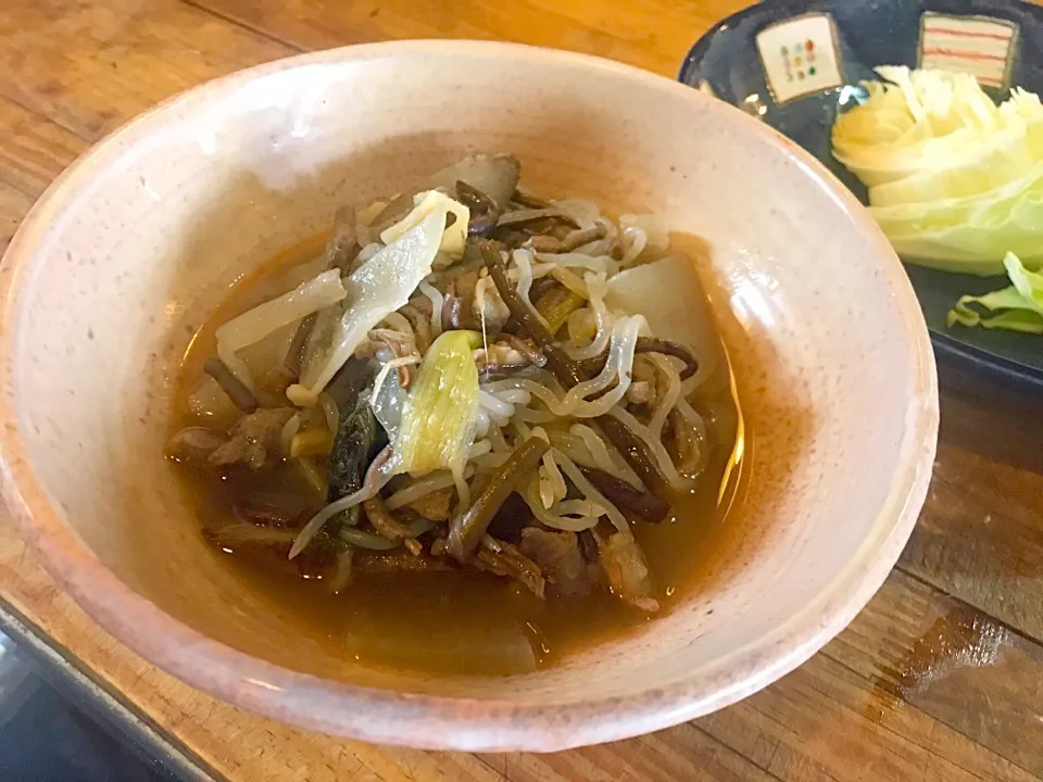 【賄い】
#亀戸養生料理オスギ 
ナムルとしらたきの野菜たっぷりスープ|亀戸 養生蕎麦 高のさん