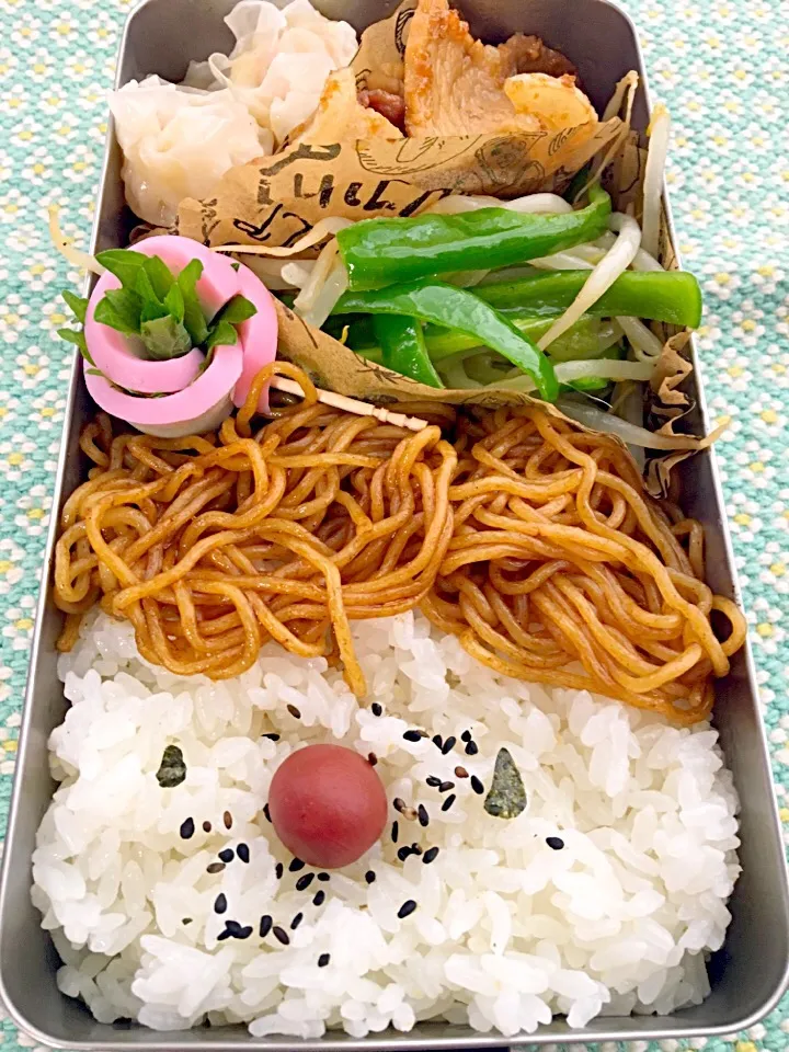 #塾弁当 #息子弁当#顔弁 
前回はまさかの顔と気づかれずに終わった顔弁当。リベンジだい！|ともえさん