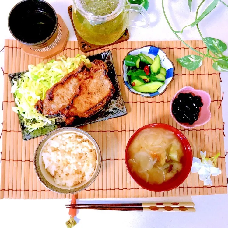 豚肉の塩麹焼き定食|みゆさん