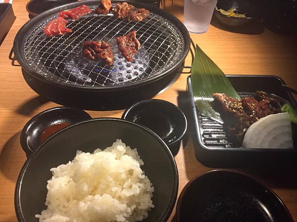 ゼミ後ゼミ仲間と焼肉らんち|絢華さん