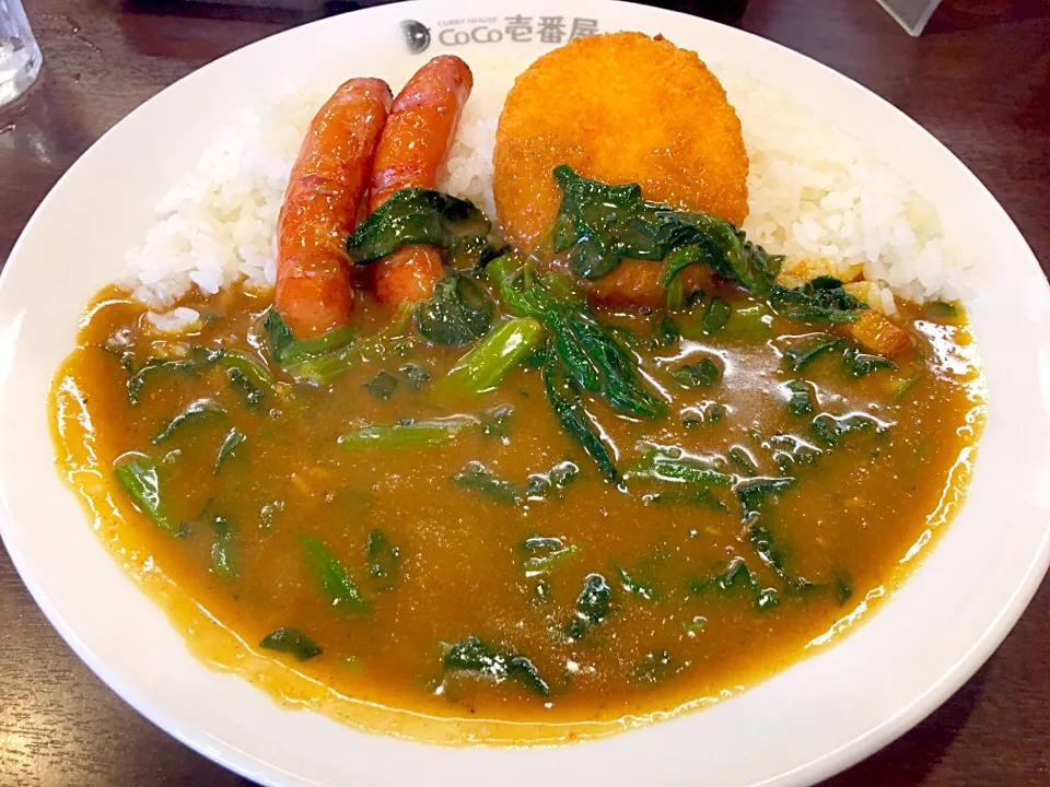 日替わりバラエティカレー
ソーセージ、クリームコロッケ、ほうれん草

#カレー #ココイチ|Agaricusさん