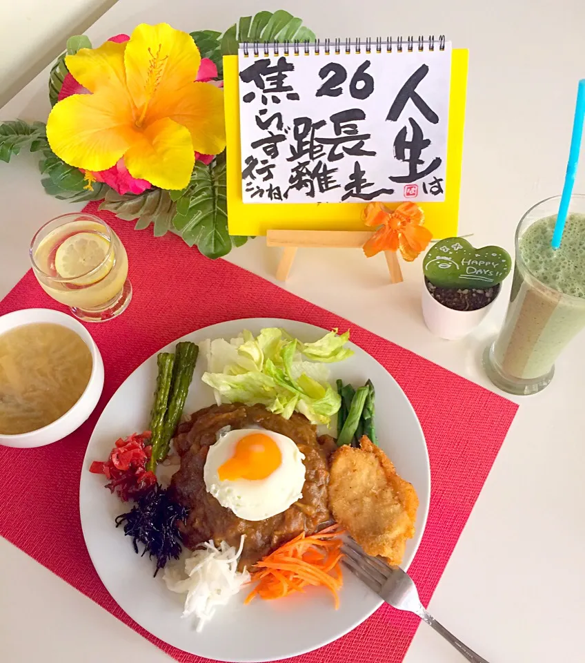 Snapdishの料理写真:朝ごはんは勝負飯( ◠‿◠ )
カレーライスにたっぷりアクセサリー🤗
レタス、アスパラ、チキンカツ、人参マリネ、大根マリネ、ひじきマリネ、福神漬、胡瓜のマリネをアクセサリー（笑）|はみちゃんさん