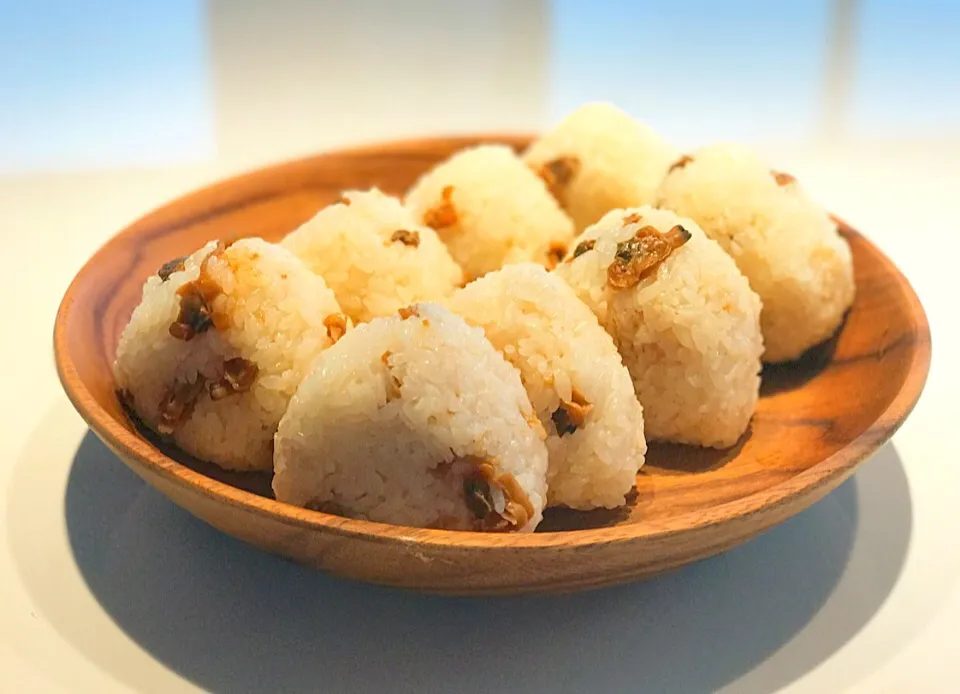 あさりの炊き込みおにぎり🍙|女神さん